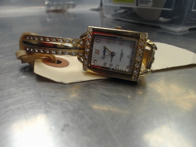 Cardinal dore carre pour femme