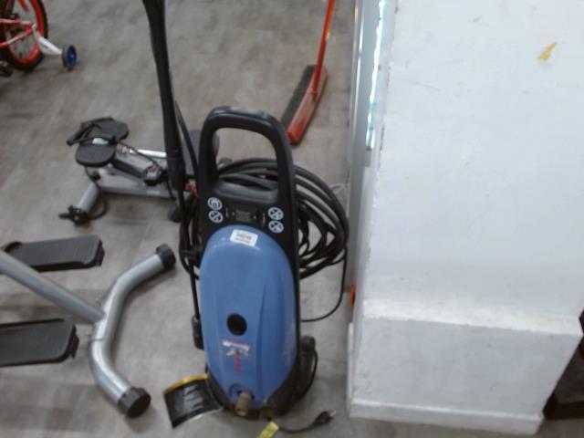 Pressure washer 1600psi