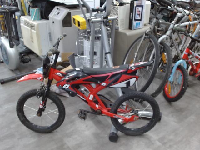 Velo pour enfant rouge noir