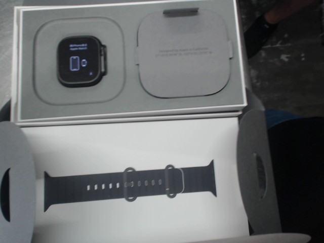 49 mm apple watch ultra 2 (noir titane)