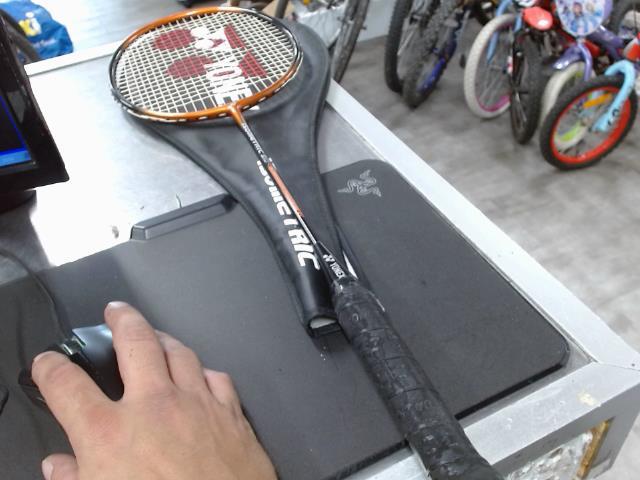 Raquette de badminton + case