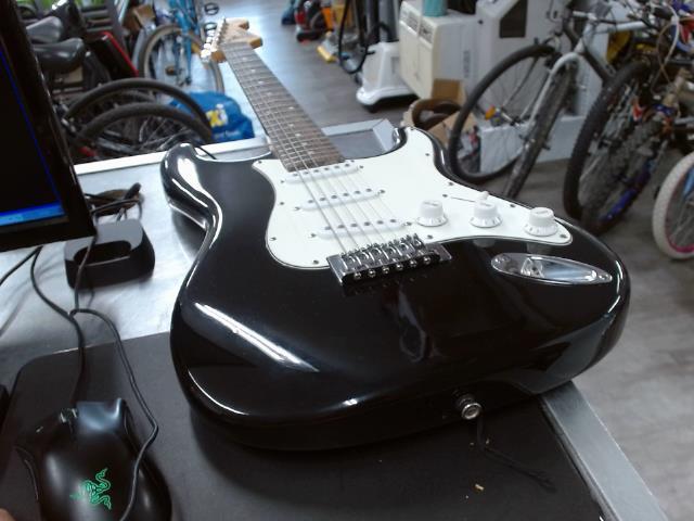 Guitare electrique redfox