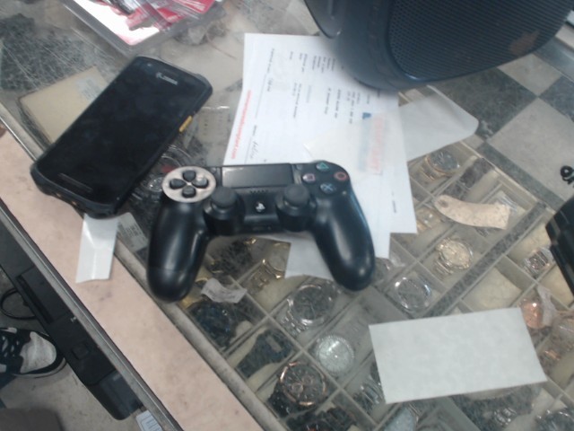 Manette de ps4 noir