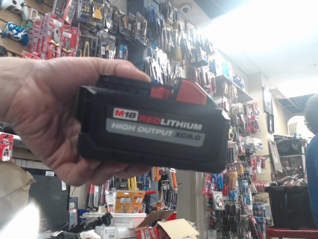 M18 batt 8 amp
