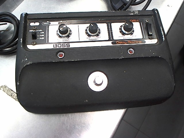 Boss dm-1 vintage pedal