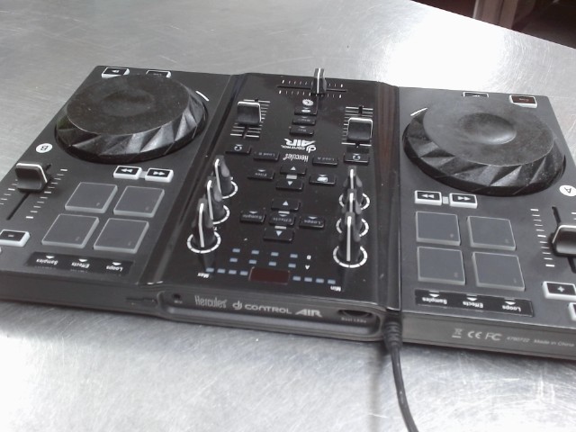 Table de dj hercule control air
