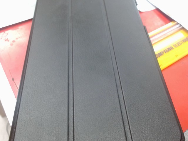 Tablette avec case