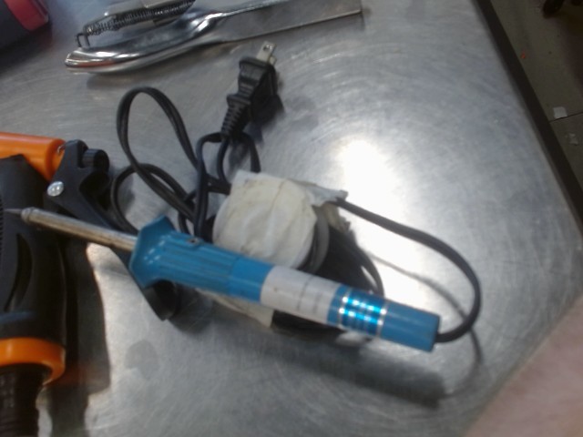 Fer a souder bleu electrique