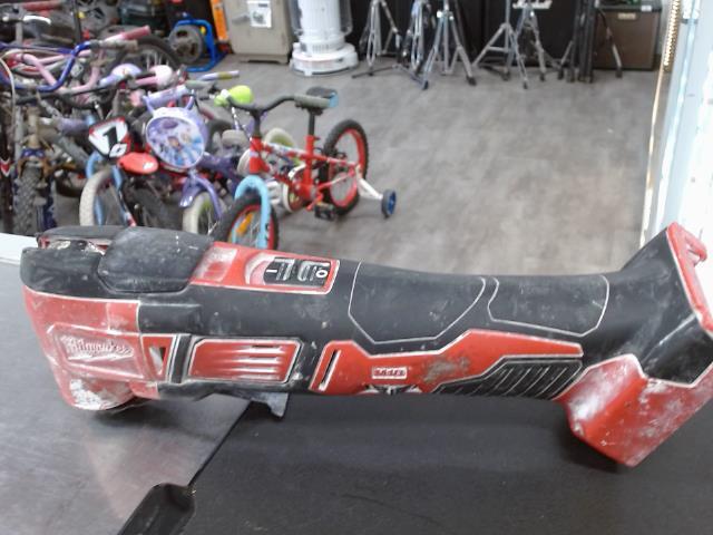 Cordless multi-tool