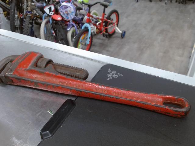 Pipewrench 18'' acier