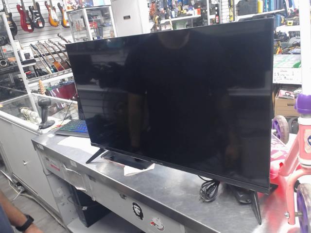 Television bolva 32'' led +remote wire