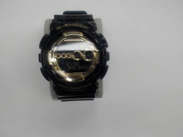 Montre homme noir