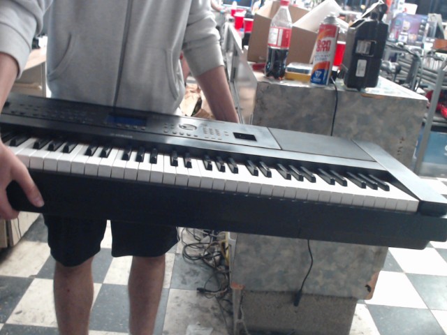 Yamaha clavier acc80
