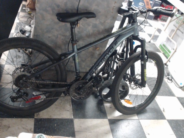 Velo supercycle frein disque