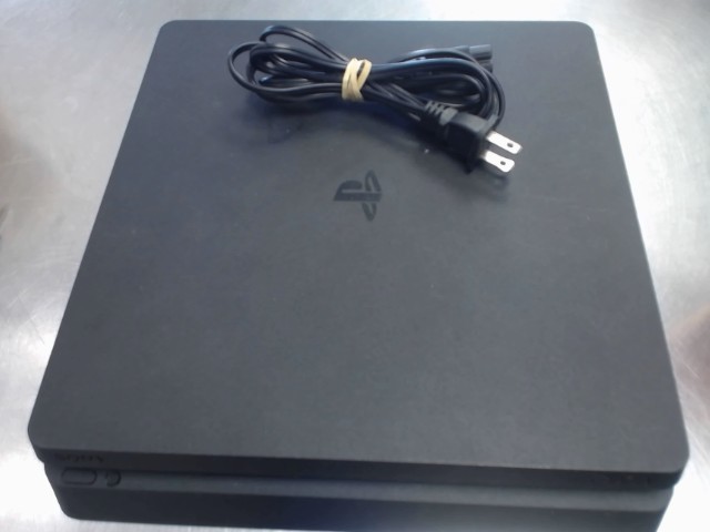 Ps4 slim avec fil pas de man