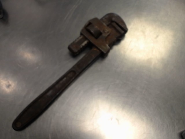 Pipe wrench