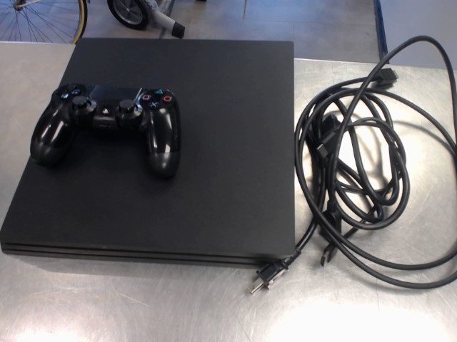 Ps4 pro+man+fils