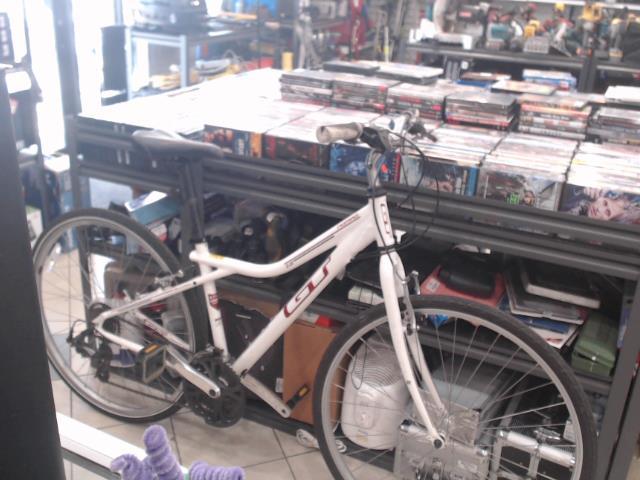 Velo rouge et blanc