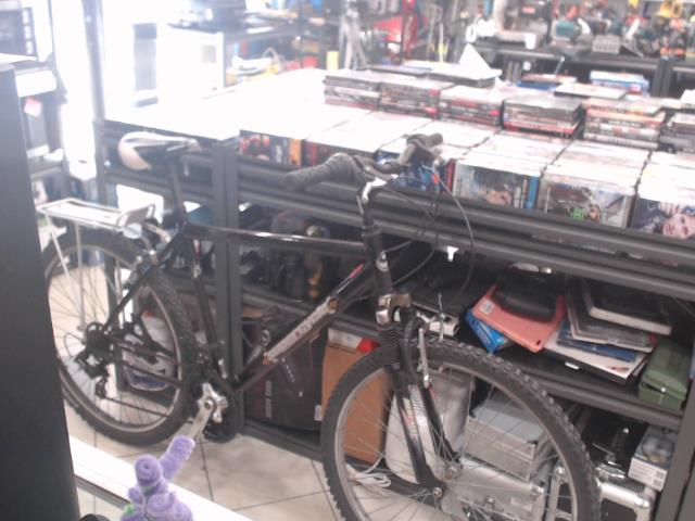 Velo montagne noir