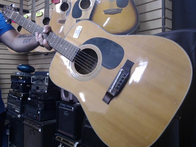 Giutare acoustique