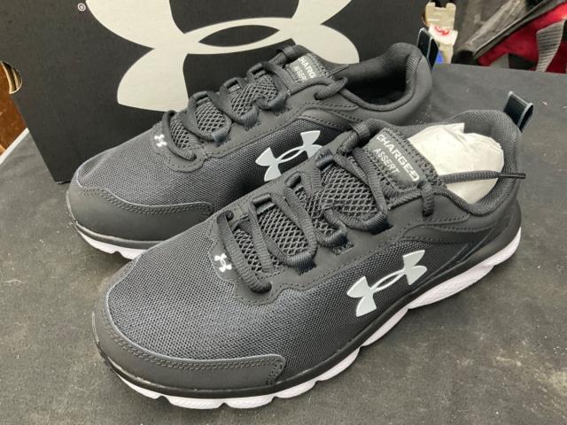 Under armour soulier size 9