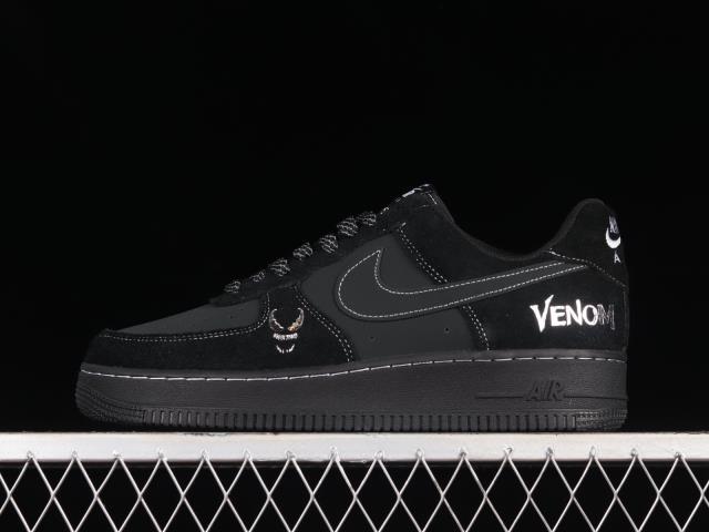 Air force 1 '07 chevalier noir size 8