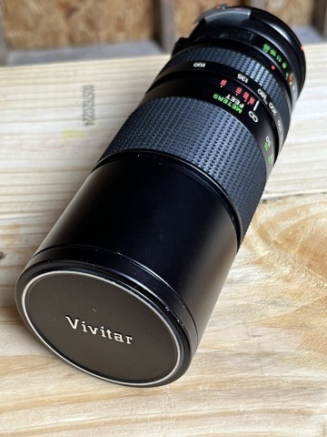 Vivitar macro focusing zoom