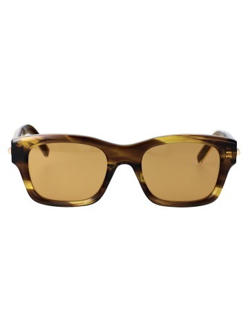 Black sunglasses
