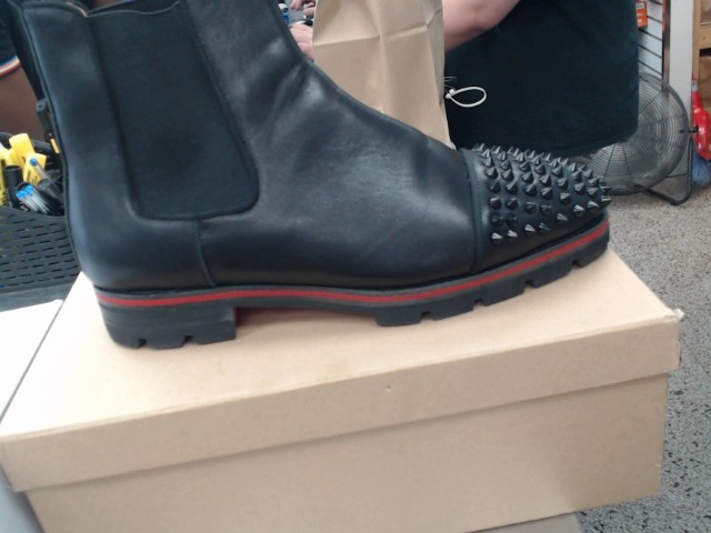 Louis flat pyhon size 43