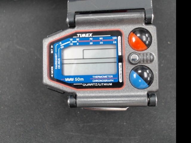 Montre digitale vintage quartz