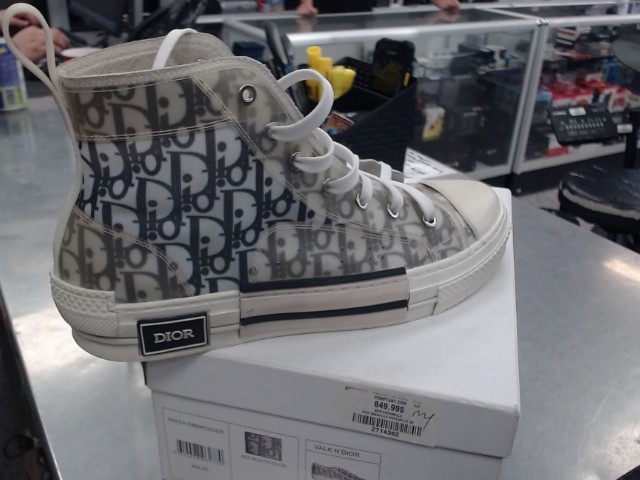 Paire de dior 36 size blanc avec boite