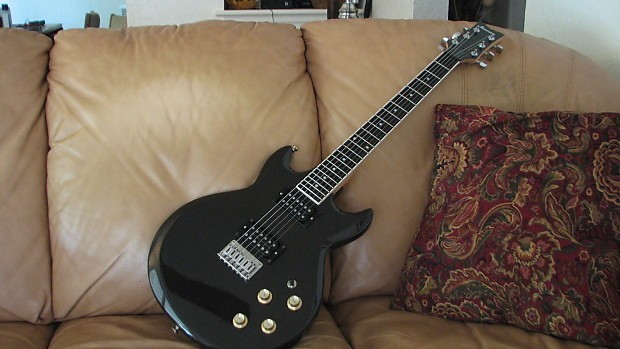 Guitare ibanez ax120 noir