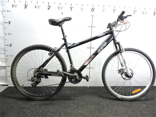 Velo montagne noir et blanc