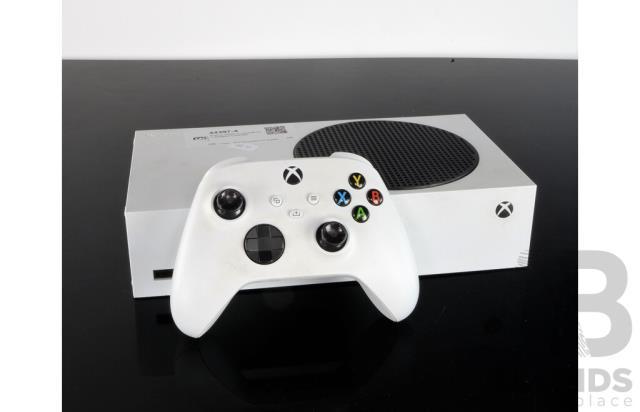 Xbox one s + acc + no man