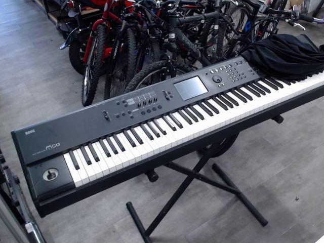 Keyboard88touche+rack+housse+charge