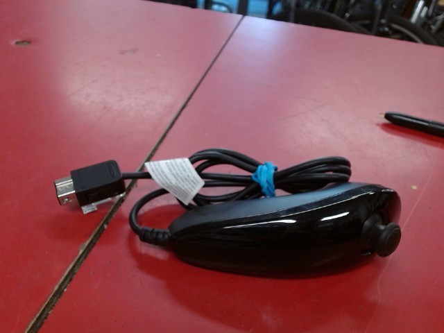 Nunchuk pour wii