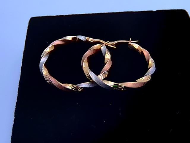 BOUCLES D OREILLES EN OR 10KT