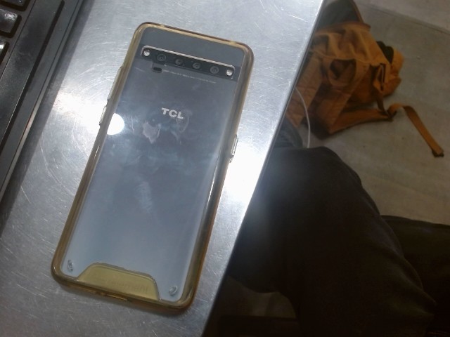 Telephone tcl