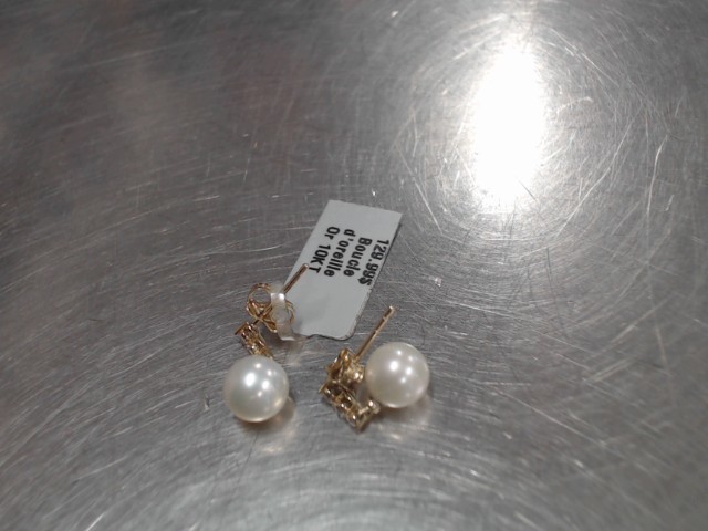 Boucles d oreilles en or 10kt