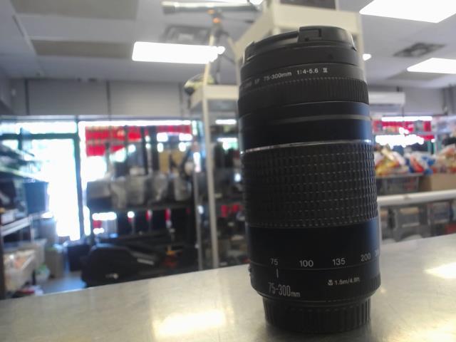 Lentille canon ef 75-300mm 1:4-5.6   vf