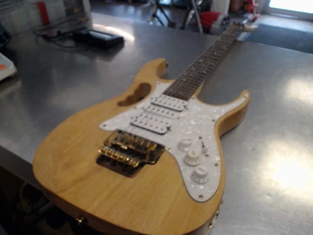 Custom made guitar ibanez jem replica