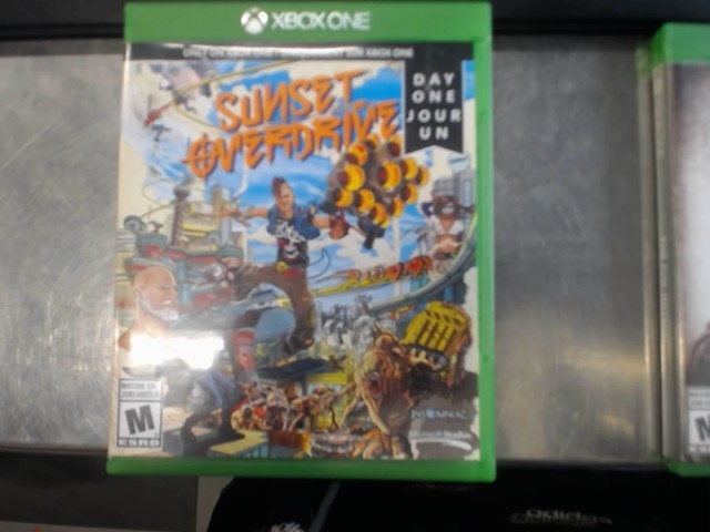 Sunset overdrive dayone
