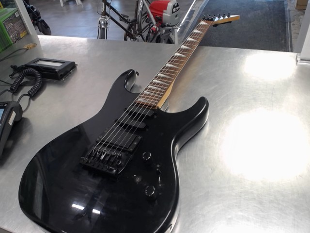 Guitare electrique renegade