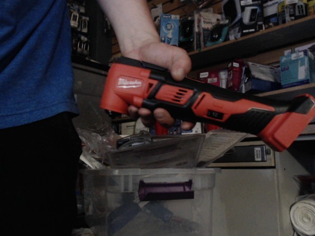 Multi-tool / sans accessoires