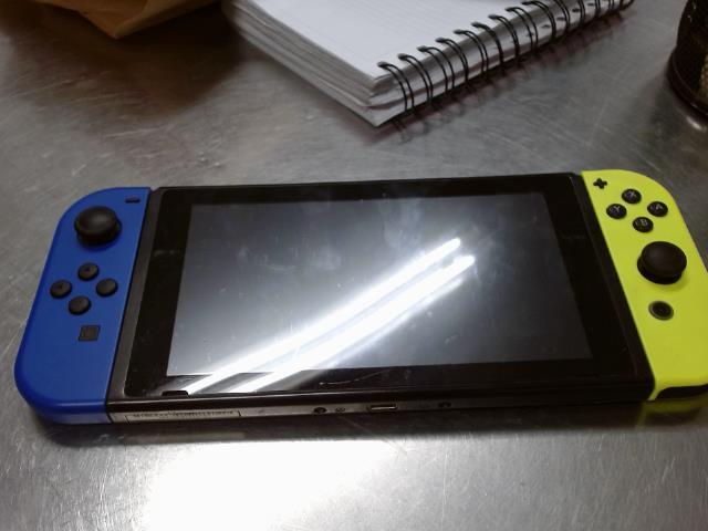 Nintendo switch console seulement
