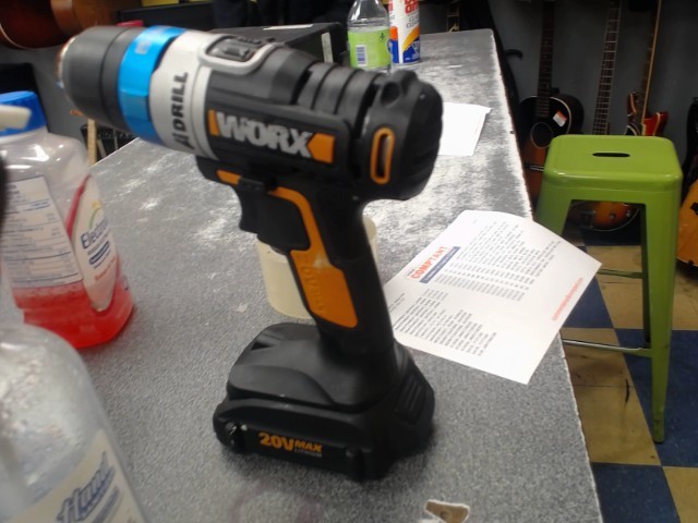 Drill worx avec batterie 20vmax