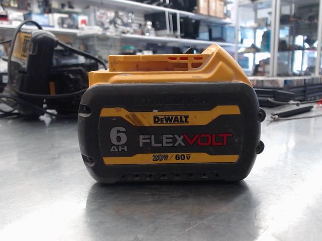 Batterie dewalt 6ah 20/60v