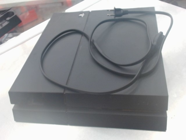 Console ps4 1st gen pas de manette