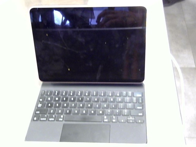 Ipad 4th gen rose+cover keyboard 64gb