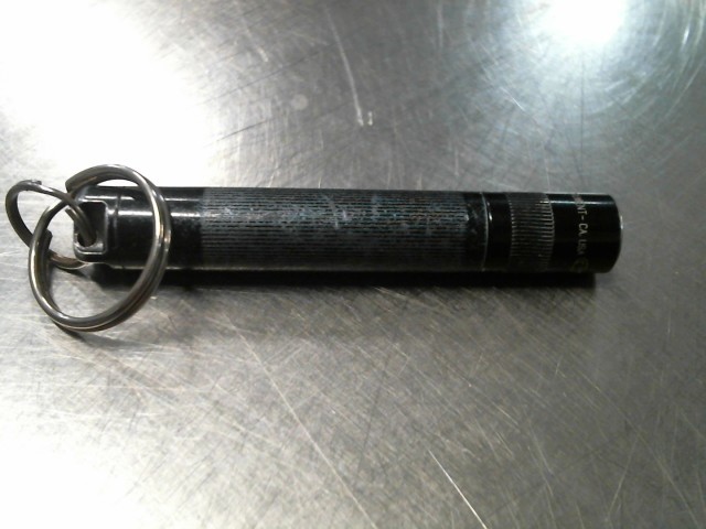 Flashlight mag noire